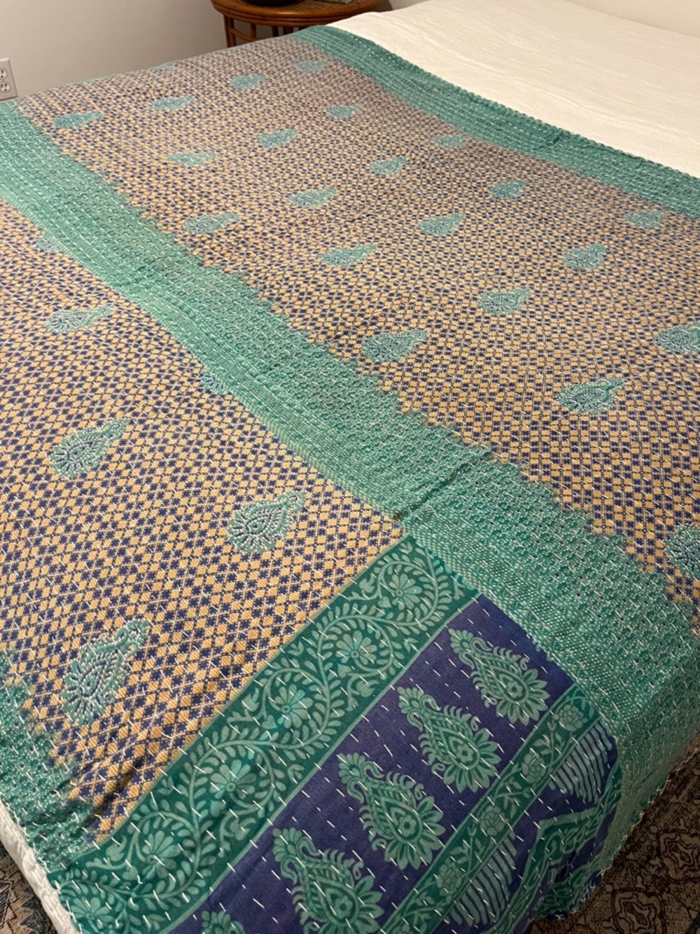 KANTHA QUILT HANDCRAFTED LIGHTWEIGHT REVERSIBLE BLANKET THROW BEDDING FROM INDIA - Picture 9 of 12